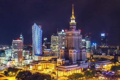 Warsaw là thủ đô của nước nào? – Sự hồi sinh của một dân tộc