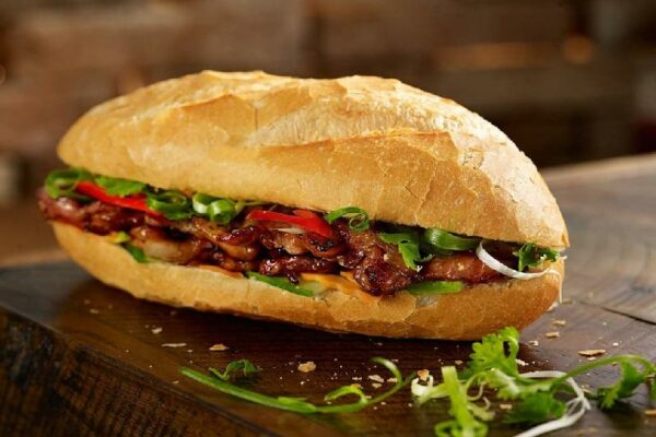 Bánh mì thịt bao nhiêu calo – bí quyết giảm cân hiệu quả!