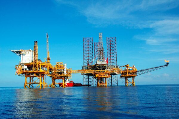Tiềm năng phát triển các ngành kinh tế biển của Việt Nam Tiềm năng phát triển các ngành kinh tế biển của Việt Nam