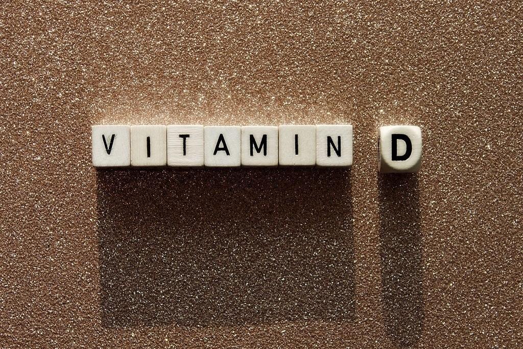 Tắm nắng bổ sung vitamin D như thế nào cho an toàn?