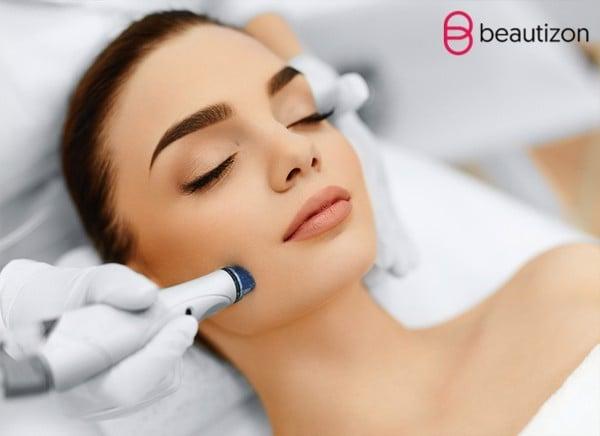 Treatment trong skincare là gì? Một bộ skincare gồm những gì?