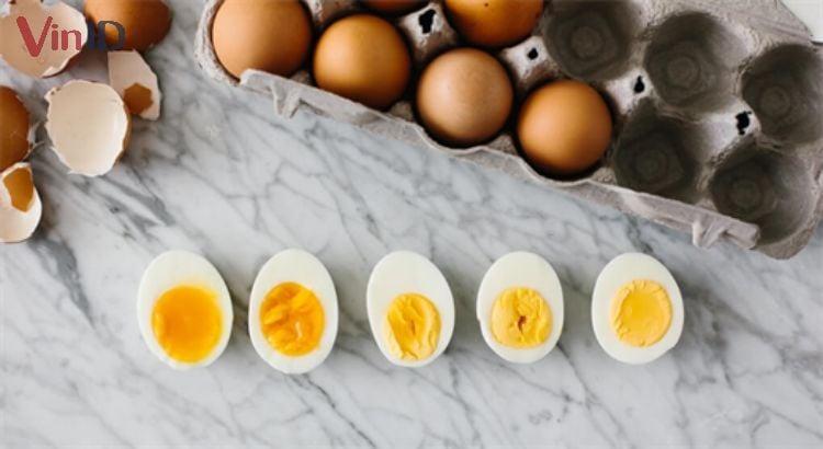 Trứng luộc bao nhiêu phút? Hướng dẫn công thức luộc trứng từng loại cực ngon