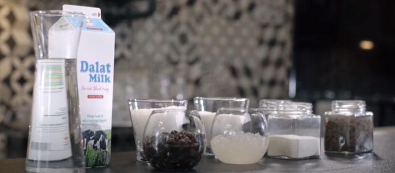 Chia sẻ cách làm trà sữa bằng sữa tươi đơn giản tại nhà