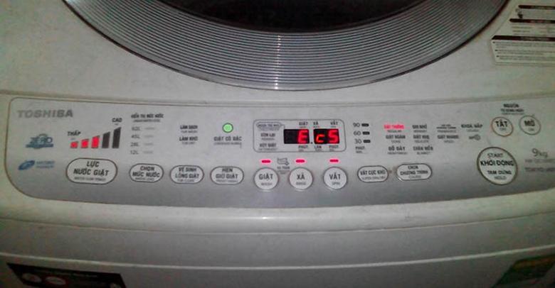 Lỗi EC5 máy giặt Toshiba Inverter là gì? Cách xử lý như thế nào?