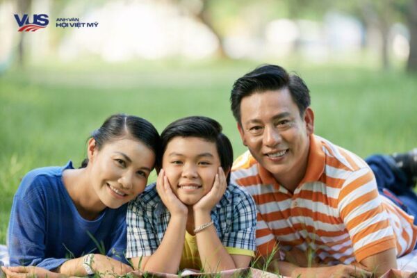 Tham khảo 5 bài giới thiệu về bố mẹ bằng tiếng Anh ngắn gọn