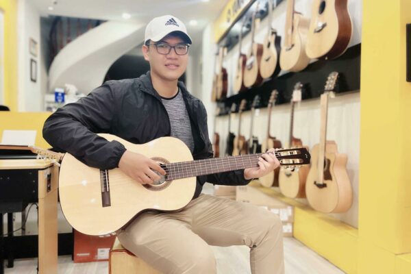 Top 1 Shop Đàn Guitar Hà Nội Chính Hãng, Giá Rẻ Cho Người Mới Học