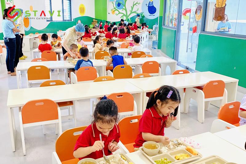 Cung cấp suất ăn cho trường học đảm bảo chất lượng và vệ sinh an toàn thực phẩm