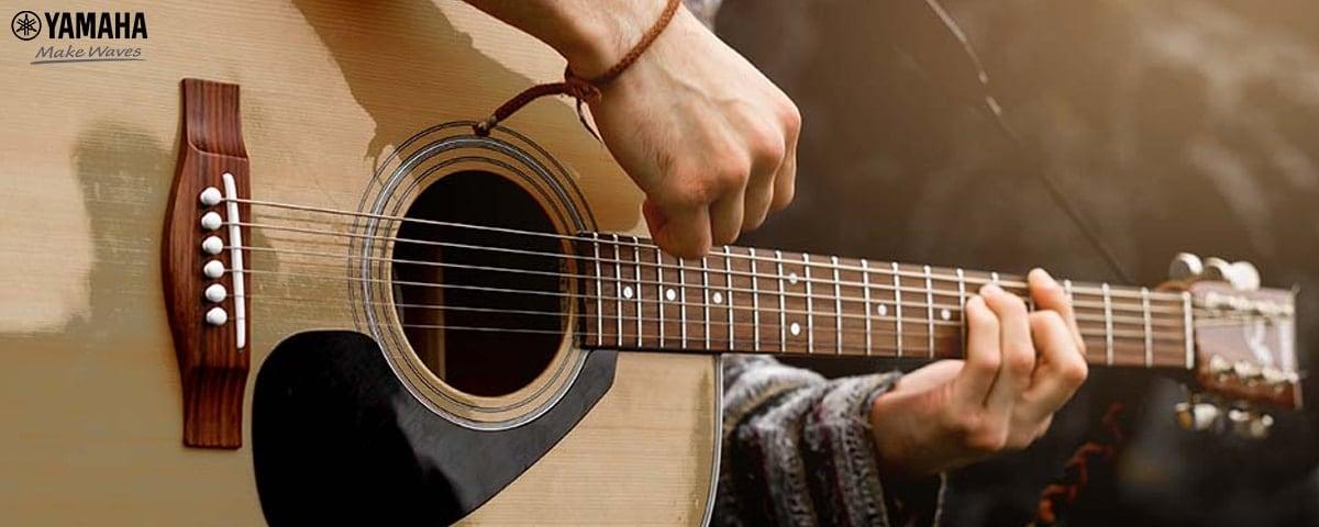 Mua dây đàn guitar acoustic loại nào tốt nhất?