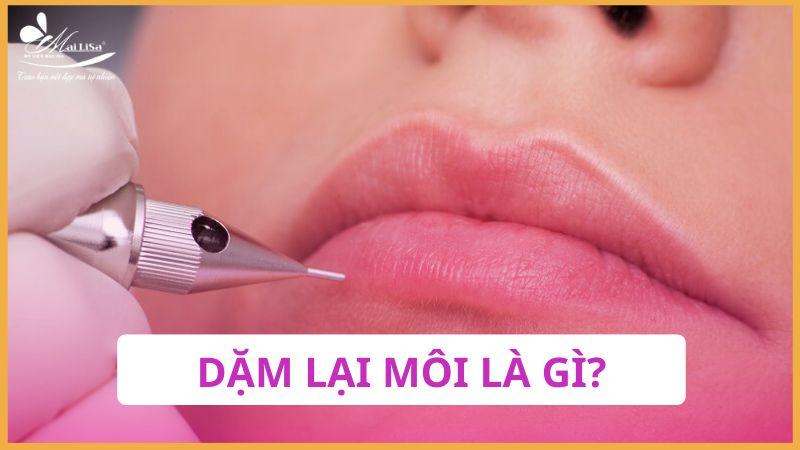 Dặm lại môi mấy ngày bong? Cách chăm sóc môi sau khi dặm lại