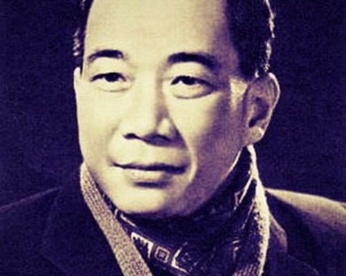 Tố Hữu (1917-2002): Tình trong như đã mặt ngoài còn e